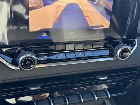 New 2026 Chevrolet Colorado W/T image 14