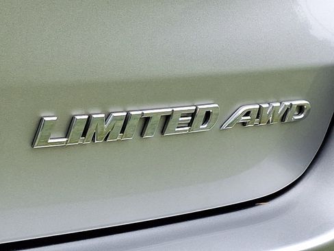 Used 2019 Toyota Highlander Limited AWD/4WD image 10