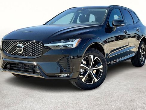 New 2026 Volvo XC60 B5 Core w/ Climate Package image 2