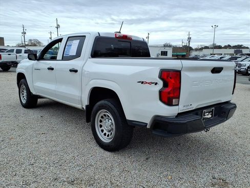 Used 2023 Chevrolet Colorado W/T w/ WT Convenience Package II image 5