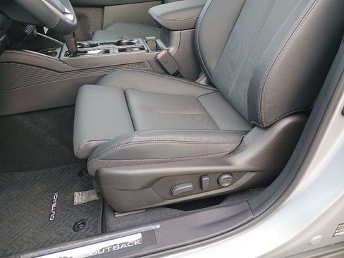 New 2026 Subaru Outback Touring XT AWD/4WD image 10
