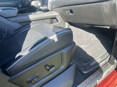 Used 2021 RAM 2500 Limited image 27