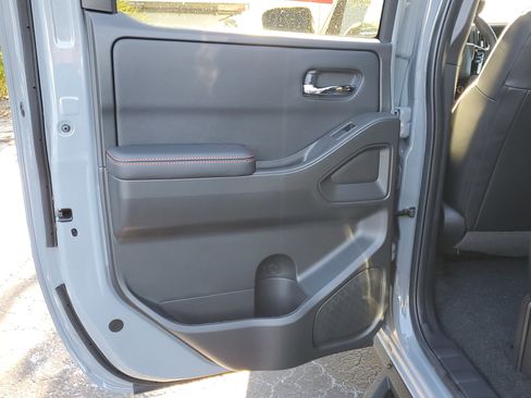 Used 2025 Nissan Frontier Pro-X w/ Pro Premium Package image 8