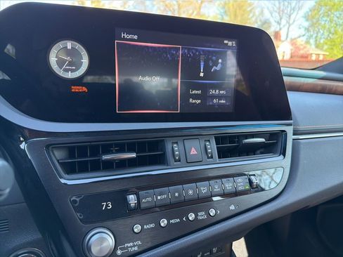 Used 2022 Lexus ES 350 w/ Premium Package image 19