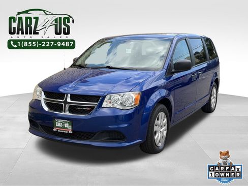 Used 2019 Dodge Grand Caravan SE w/ UConnect Hands-Free Group FWD image 1