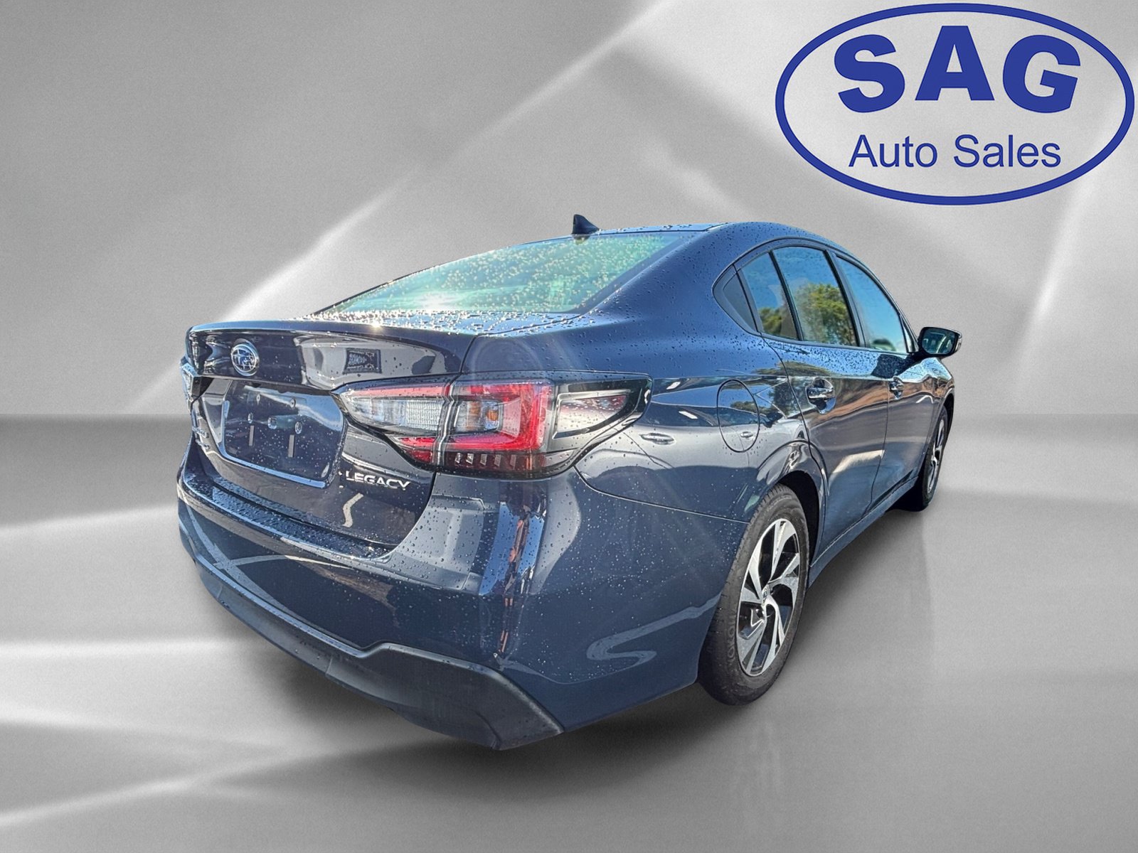 Used 2025 Subaru Legacy Premium AWD/4WD image 3