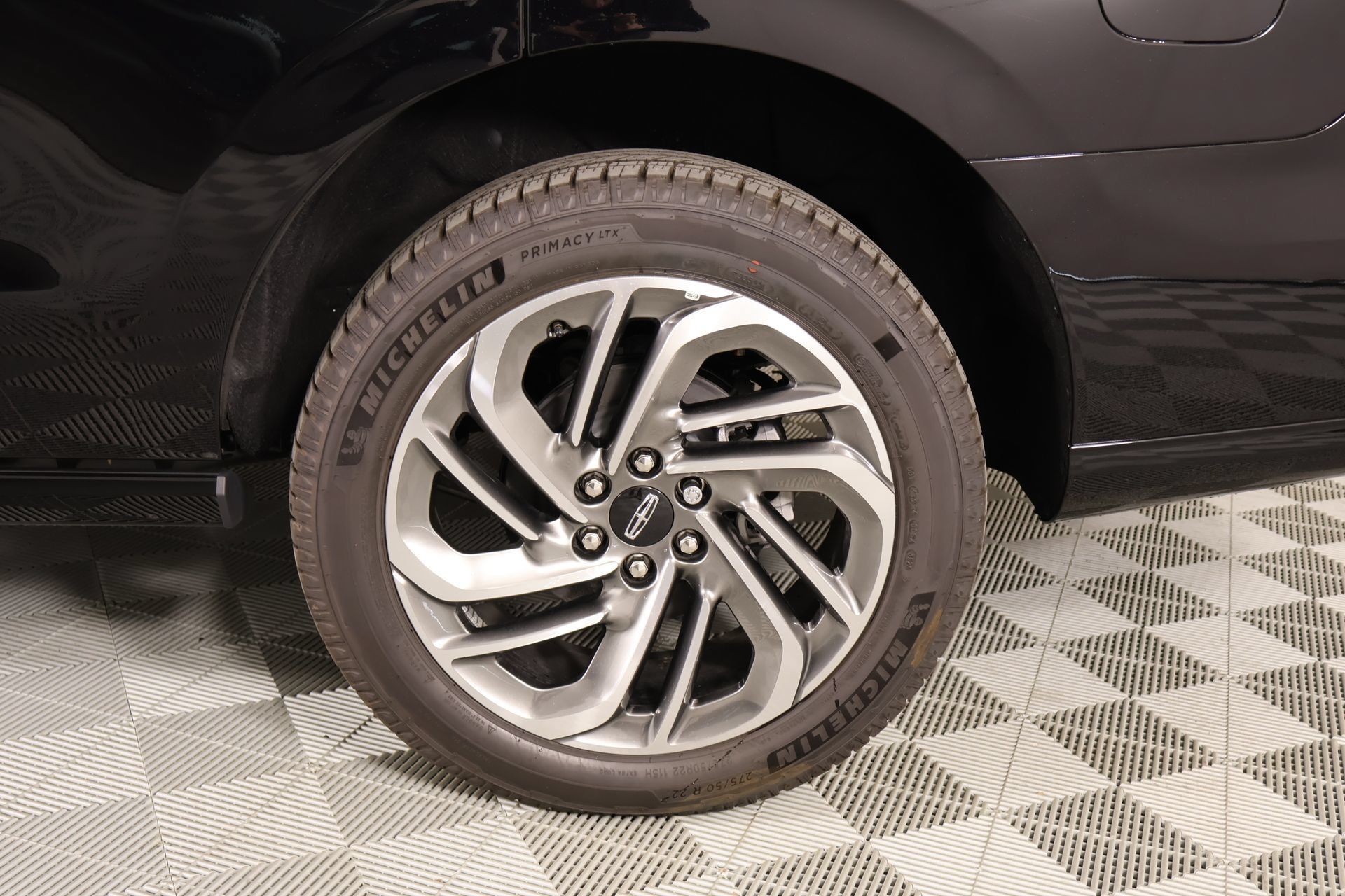 New 2025 Lincoln Navigator Reserve AWD/4WD image 21