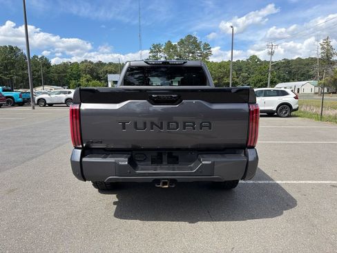 Used 2025 Toyota Tundra Platinum AWD/4WD image 6