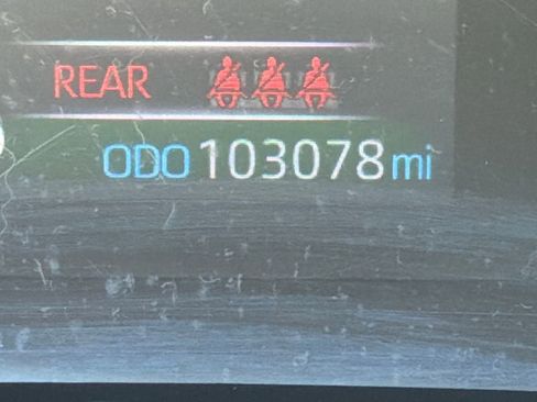 Used 2020 Toyota RAV4 XLE w/ Convenience Package FWD image 24