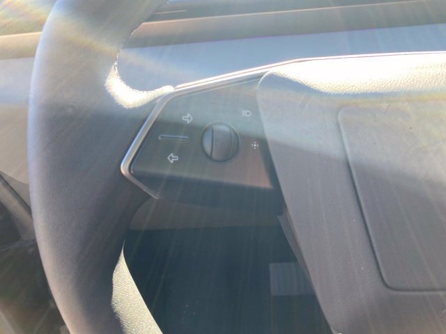 Used 2026 Tesla Cybertruck AWD Crew Cab image 16