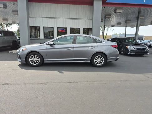 Used 2019 Hyundai Sonata SE FWD image 3