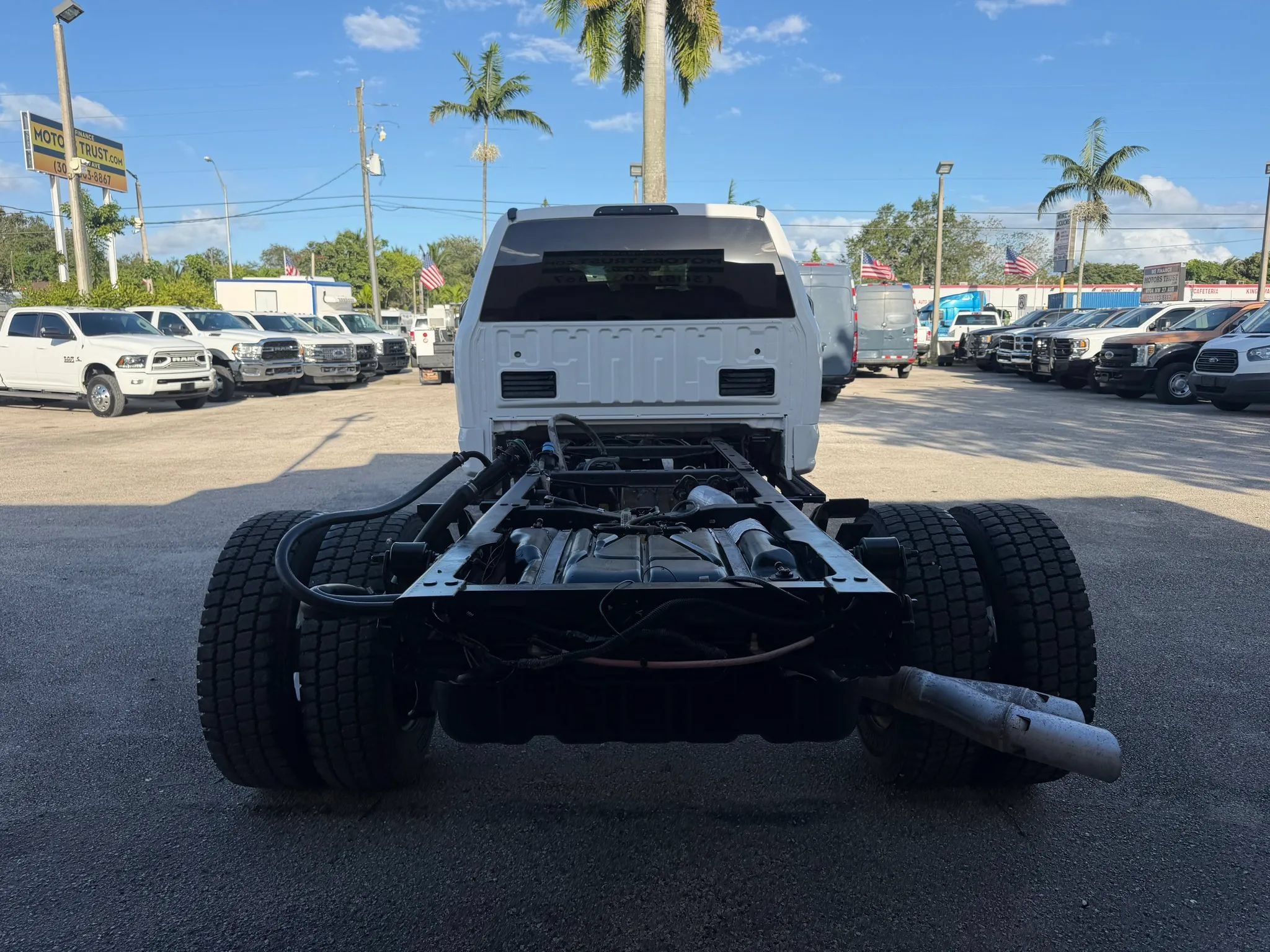 Used 2018 Ford F550 4x4 Crew Cab Super Duty image 4