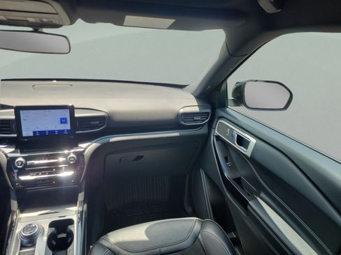 Certified 2022 Ford Explorer ST w/ ST Street Pack RWD image 7