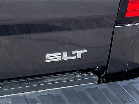 Used 2015 GMC Sierra 1500 SLT w/ SLT Crew Cab Value Package image 22