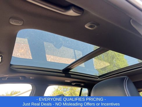 New 2024 Jeep Grand Cherokee Overland image 20