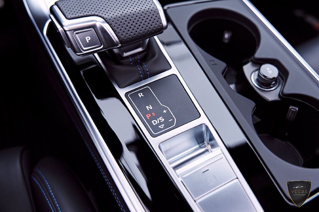 Used 2025 Audi RS 7 Performance AWD/4WD image 89