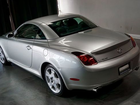 Used 2004 Lexus SC 430 Convertible RWD image 38