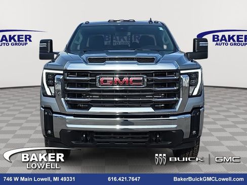 New 2026 GMC Sierra 2500 SLE image 2