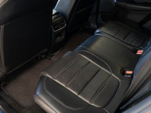 Certified 2022 Honda CR-V Touring image 18