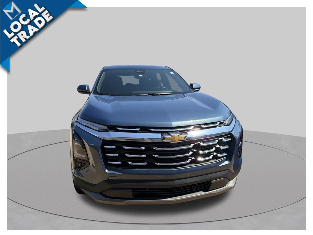 Used 2026 Chevrolet Equinox LT w/ Safety and Technology Package FWD image 7
