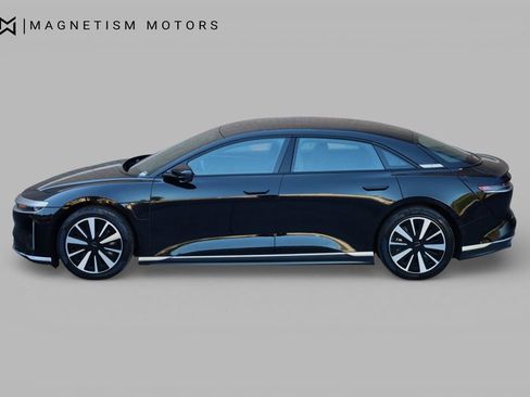 Used 2024 Lucid Air Touring image 2
