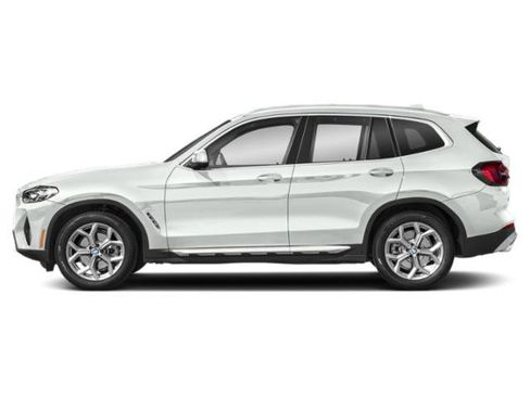 Certified 2023 BMW X3 xDrive30i w/ M Sport Package image 3