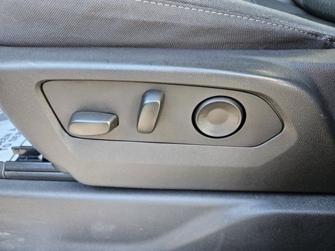 Used 2024 Chevrolet Silverado 1500 LT w/ Protection Package image 9