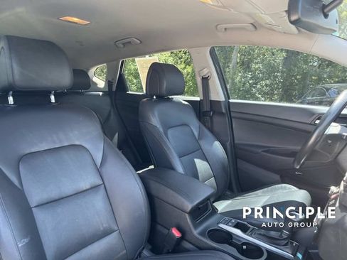 Used 2018 Hyundai Tucson SEL Plus w/ Cargo Package AWD/4WD image 32