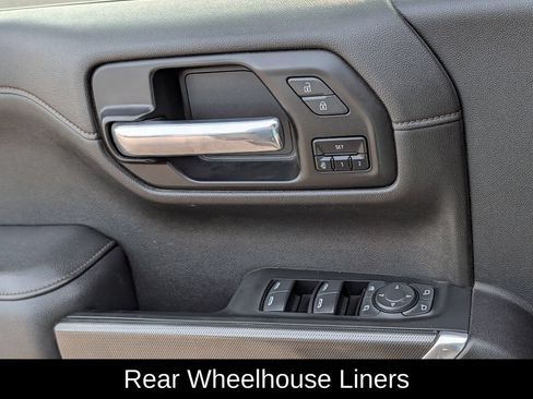 Used 2021 GMC Sierra 1500 AT4 w/ AT4 Preferred Package AWD/4WD image 26
