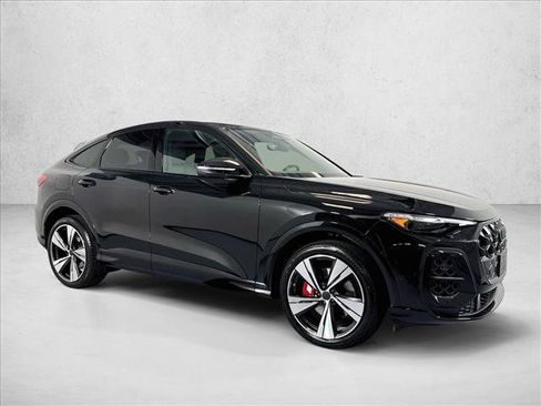 New 2026 Audi SQ5 Premium Plus AWD/4WD image 3