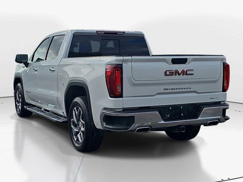 Used 2023 GMC Sierra 1500 SLT w/ SLT Premium Package AWD/4WD image 5
