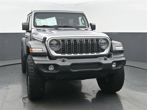Used 2020 Jeep Wrangler Sport image 8