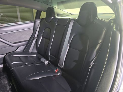 Used 2022 Tesla Model 3 Long Range AWD/4WD image 10