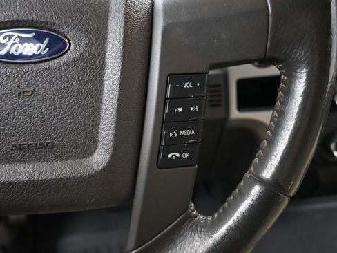 Used 2014 Ford F150 XLT w/ XLT Convenience Package image 12