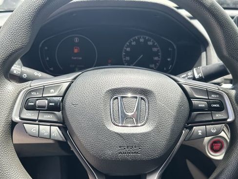 Used 2019 Honda Accord LX image 18