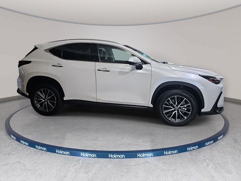 Used 2025 Lexus NX 350 AWD w/ Accessory Package (2T) image 4