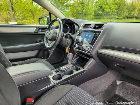Used 2018 Subaru Outback 2.5i Premium AWD/4WD image 31