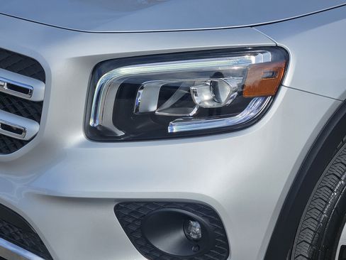 Certified 2022 Mercedes-Benz GLB 250 image 7