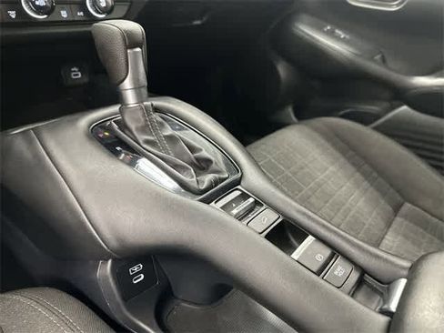 Certified 2024 Honda HR-V LX image 24