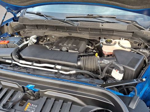 Used 2024 GMC Sierra 1500 Elevation image 28