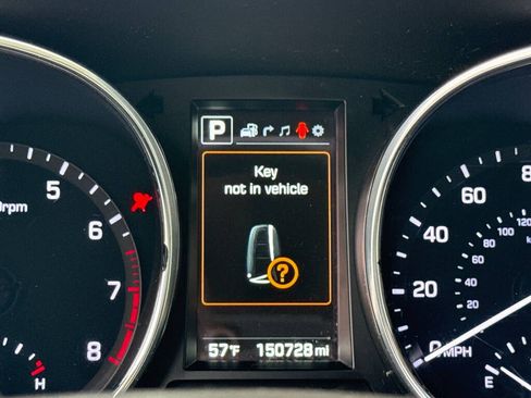 Used 2017 Hyundai Santa Fe Limited image 40