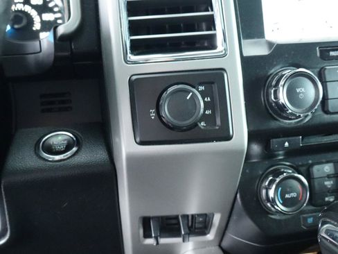 Used 2016 Ford F150 Lariat w/ Equipment Group 501A Mid AWD/4WD image 26