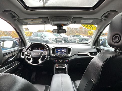 Certified 2022 GMC Terrain SLT image 25