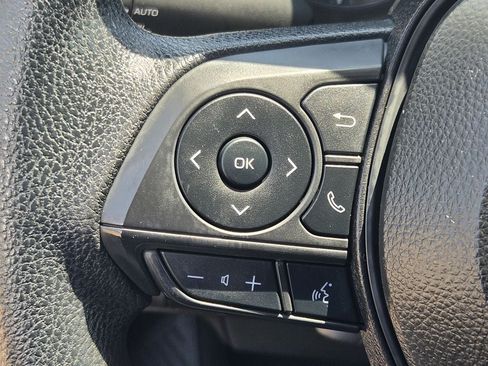 Used 2025 Toyota Corolla LE FWD image 23