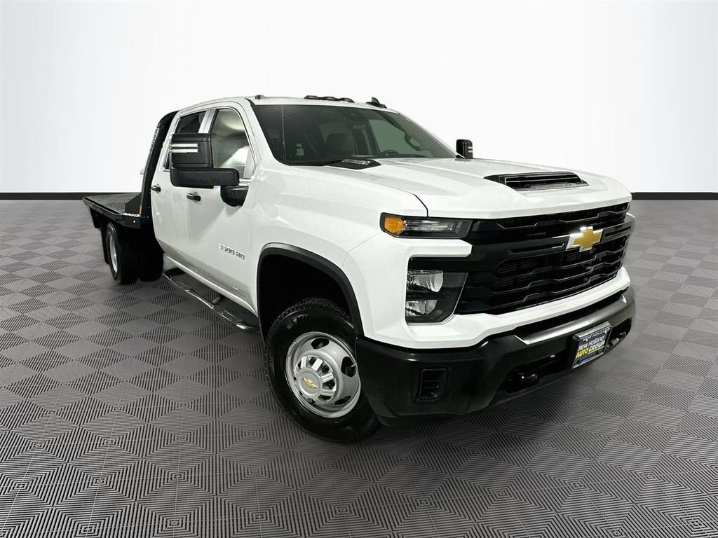 Used 2025 Chevrolet Silverado 3500 W/T w/ WT Convenience Package AWD/4WD image 1