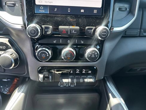 New 2026 RAM 1500 Big Horn AWD/4WD image 27