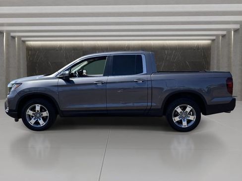 Used 2025 Honda Ridgeline RTL image 2