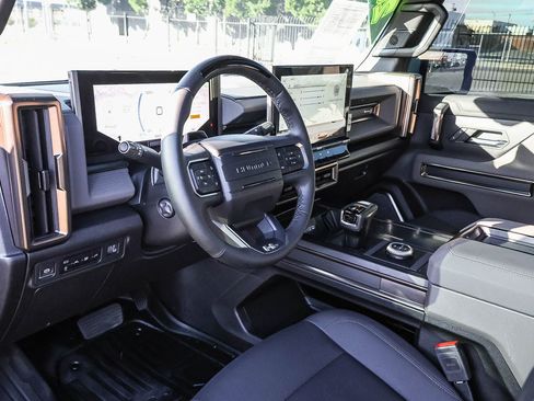 Used 2024 GMC Hummer EV 3X AWD/4WD image 27