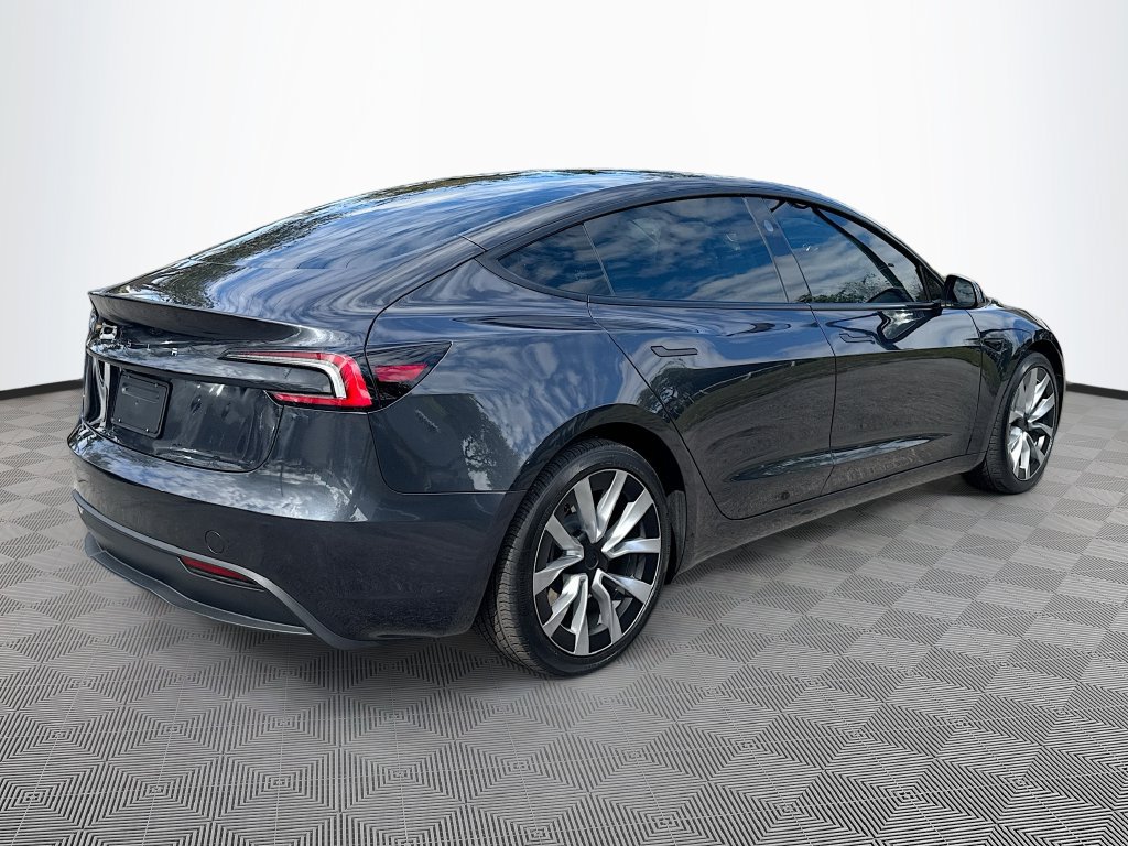 Used 2024 Tesla Model 3 Standard Range RWD image 5