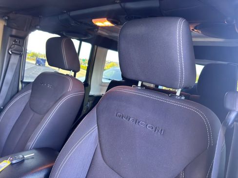 Used 2013 Jeep Wrangler Unlimited Rubicon w/ Connectivity Group image 24